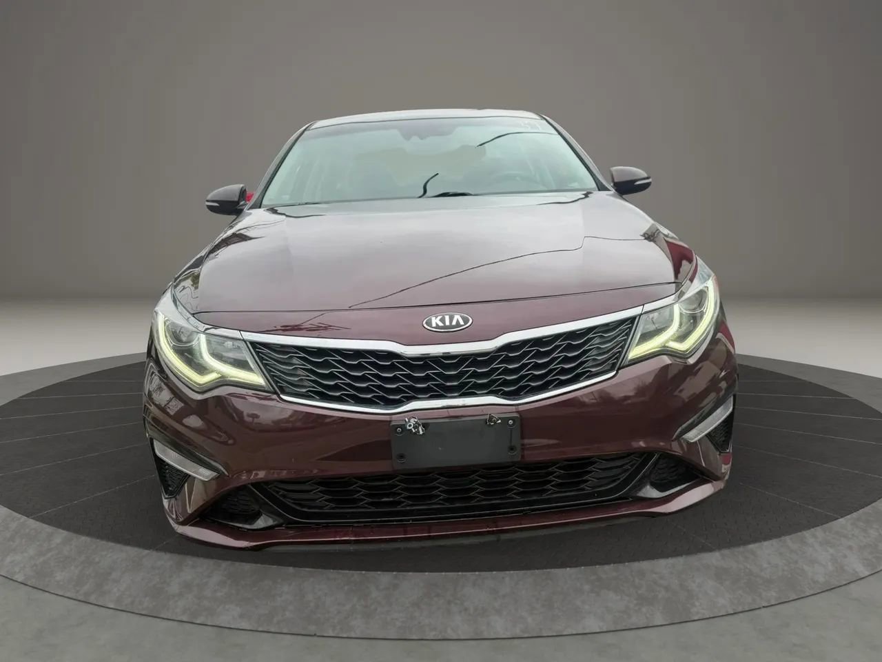 Used 2019 Kia Optima LX FWD image 2