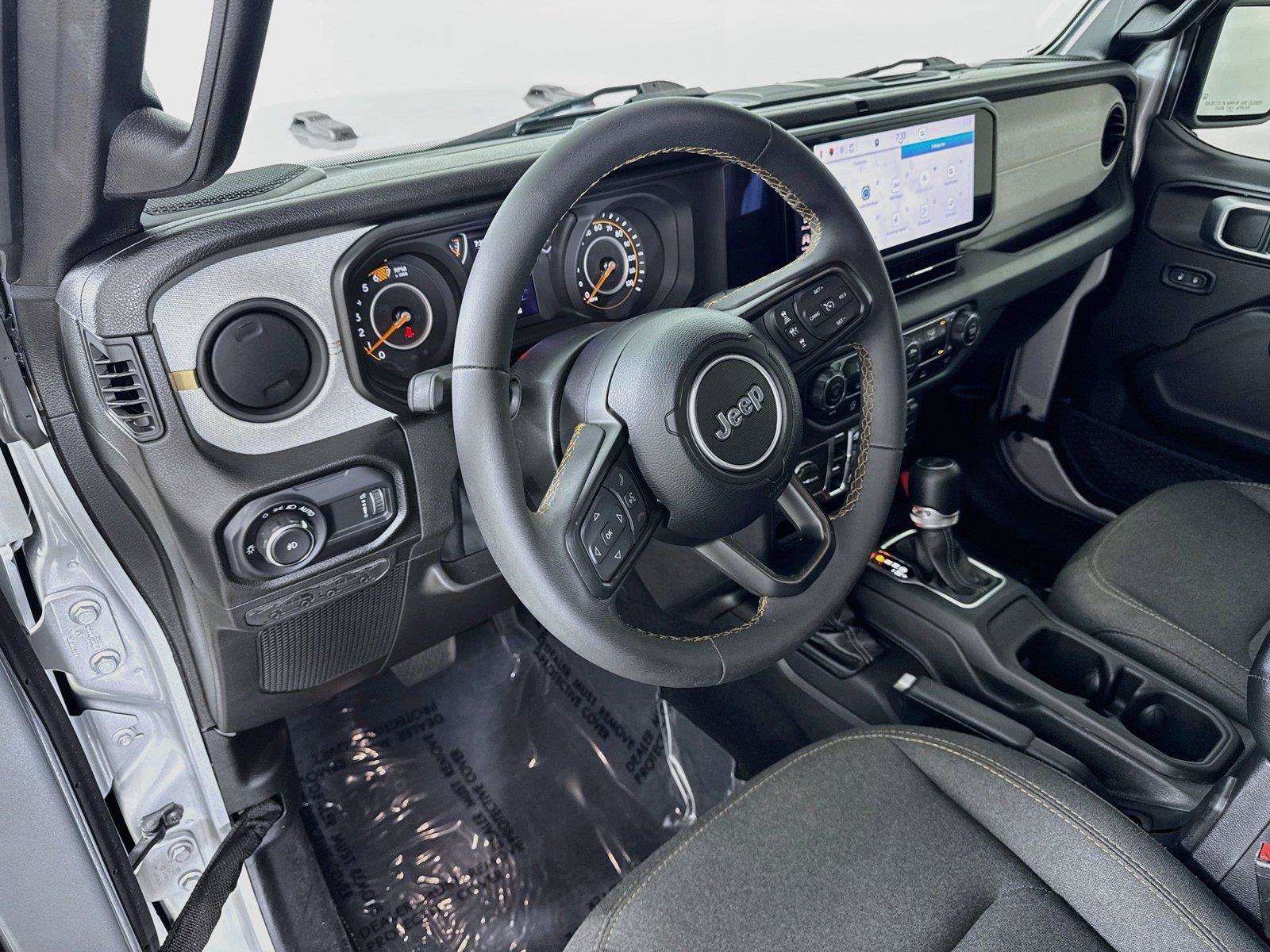 Used 2024 Jeep Wrangler Unlimited Sport AWD/4WD image 9