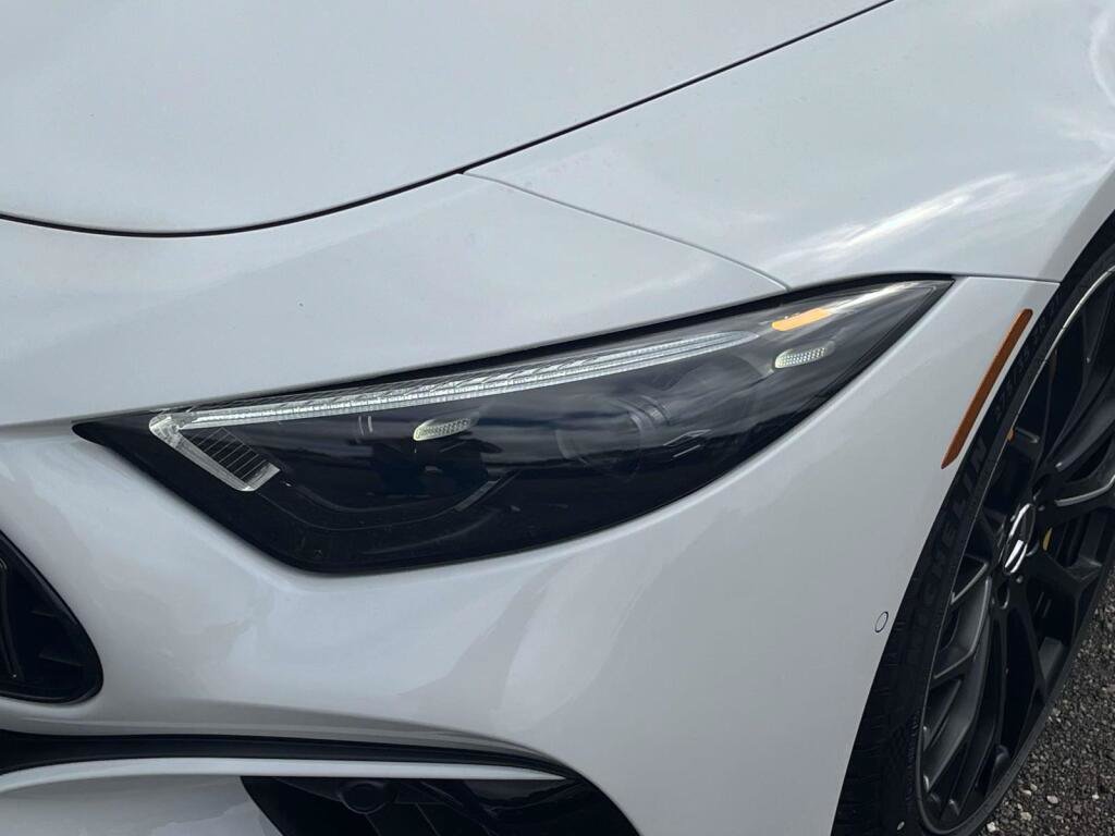 New 2026 Mercedes-Benz SL 63 AMG 4MATIC image 13
