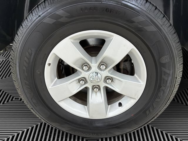 Used 2024 RAM 1500 Classic SLT AWD/4WD image 9