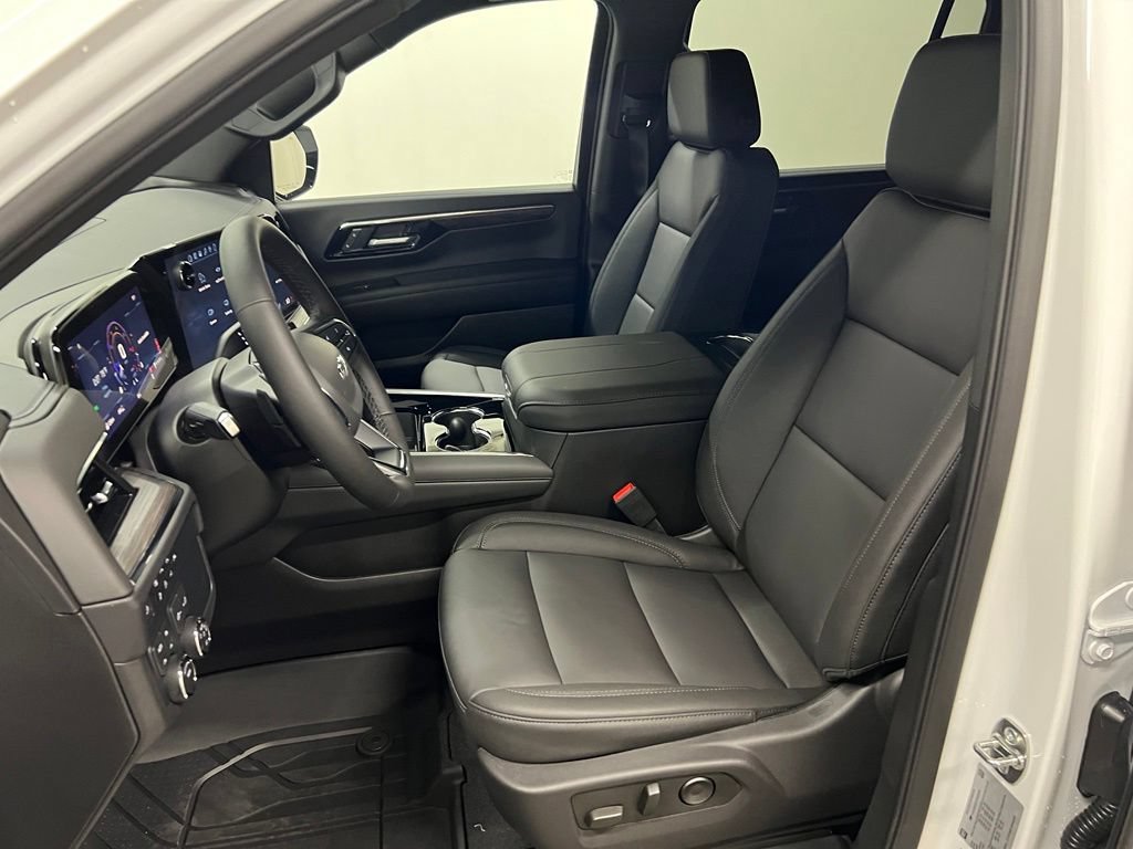 New 2026 Chevrolet Suburban Z71 w/ Comfort Package AWD/4WD image 25