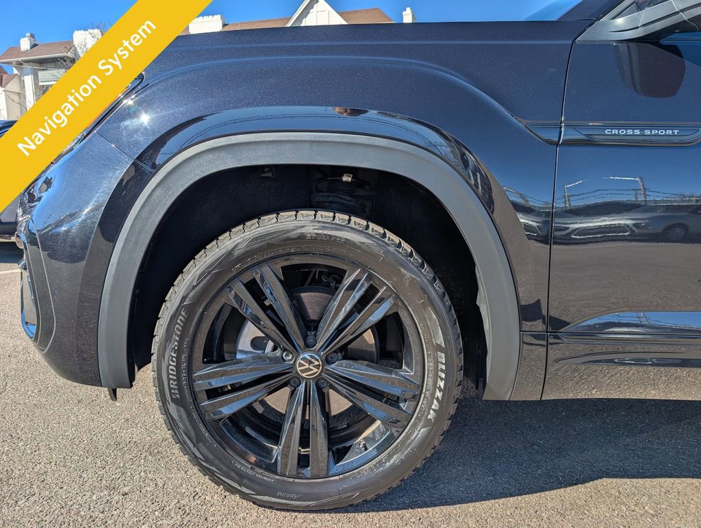 Used 2023 Volkswagen Atlas Cross Sport SEL R-Line image 10