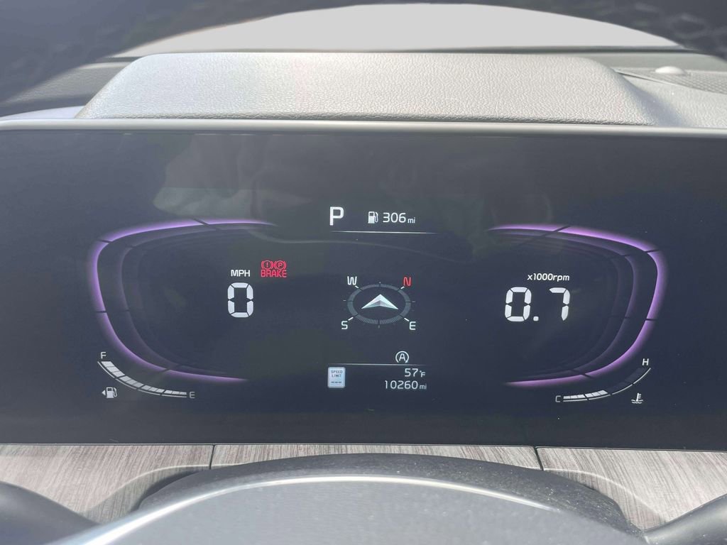 Used 2024 Kia Telluride EX image 26