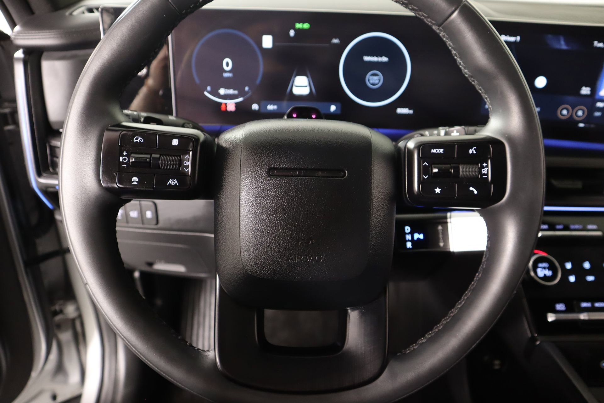 Used 2025 Hyundai Santa Fe Calligraphy image 3