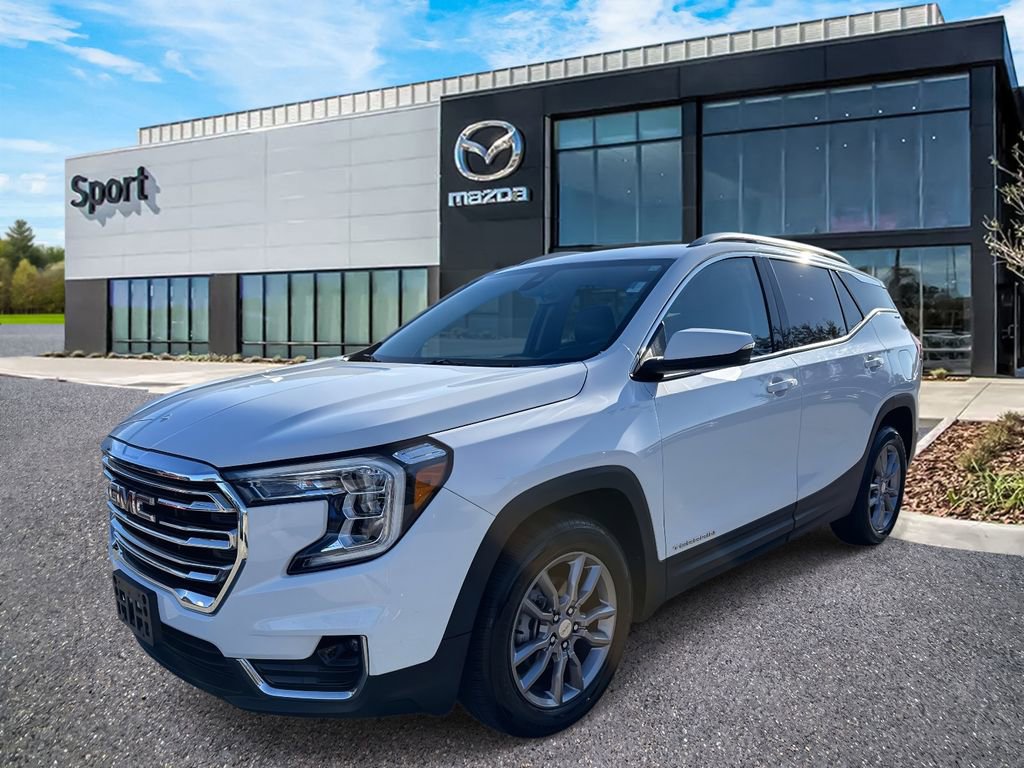 Used 2023 GMC Terrain SLT image 8