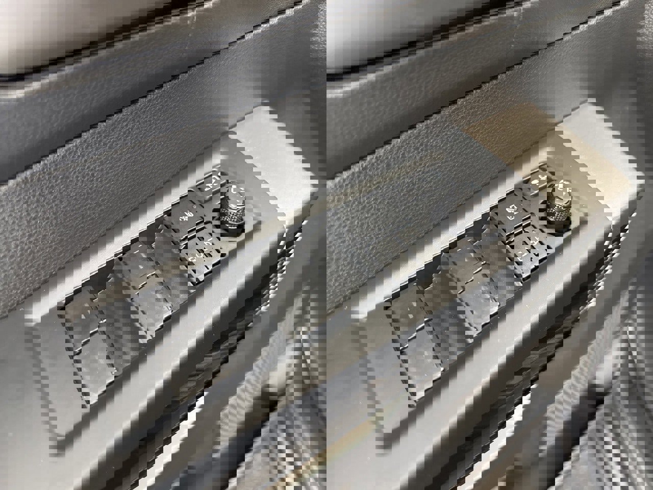 Used 2025 Toyota Tundra Limited image 39