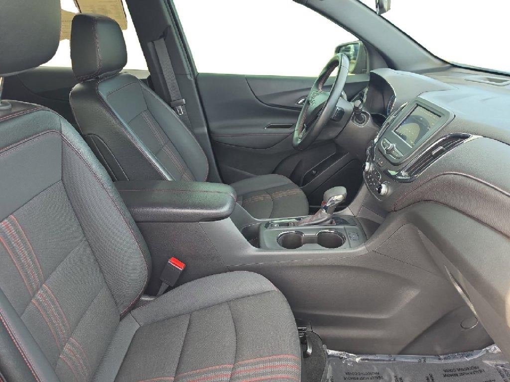 Used 2023 Chevrolet Equinox RS FWD image 15