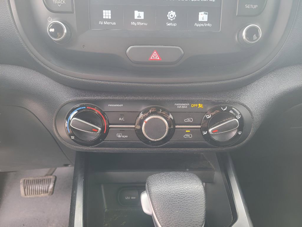 Used 2020 Kia Soul LX image 19