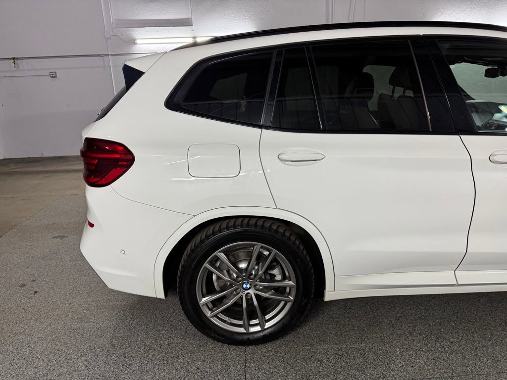 Used 2021 BMW X3 xDrive30e w/ Executive Package image 10