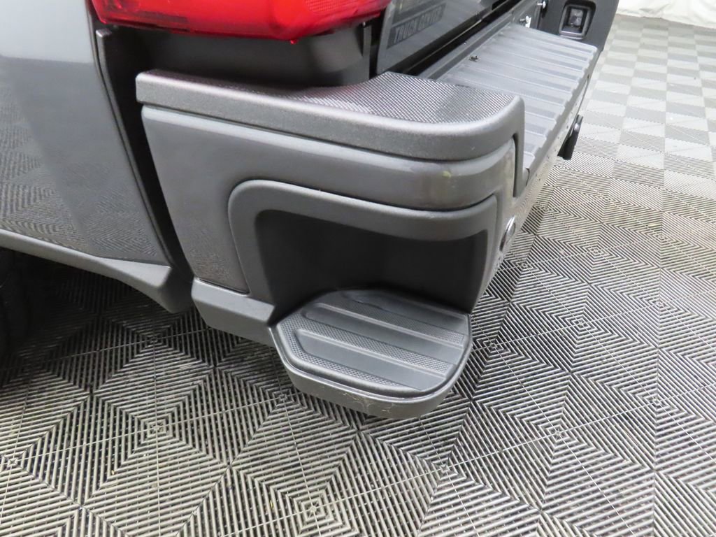 Used 2024 Ford F250 XLT w/ Black Appearance Package image 52