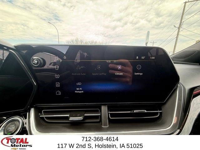 Used 2024 Chevrolet Trax RS image 19