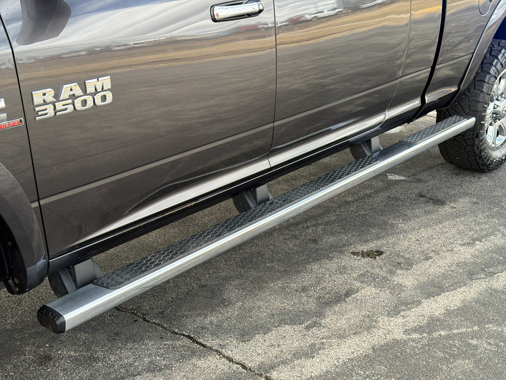Used 2015 RAM 3500 Laramie image 9