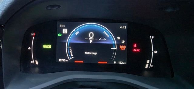 Used 2025 Toyota Camry LE image 17