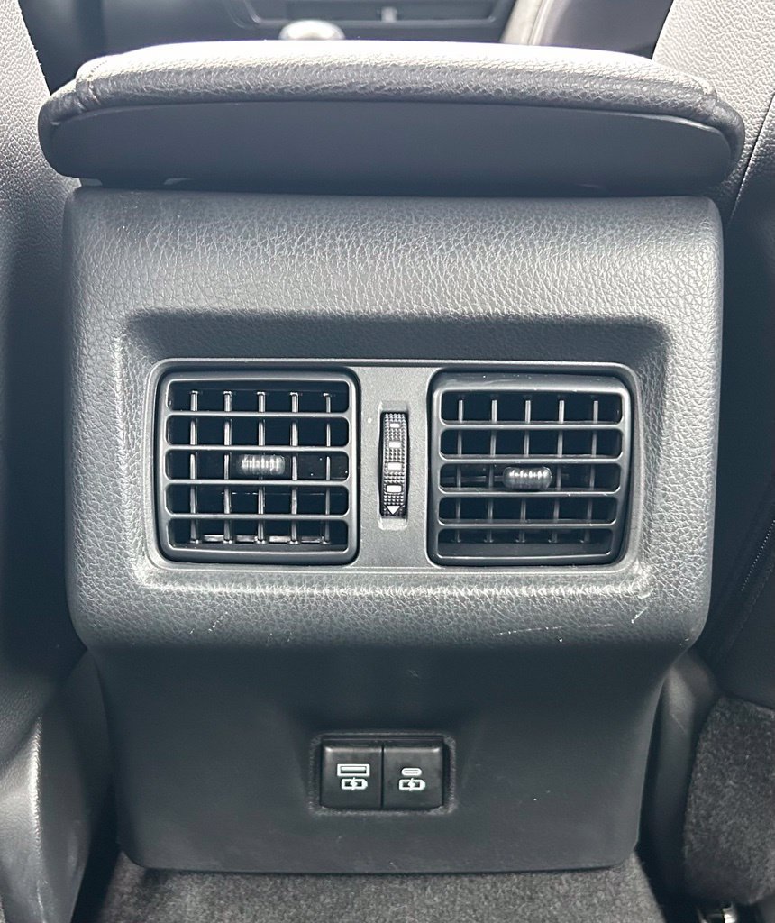Certified 2025 Toyota Camry XLE FWD image 17