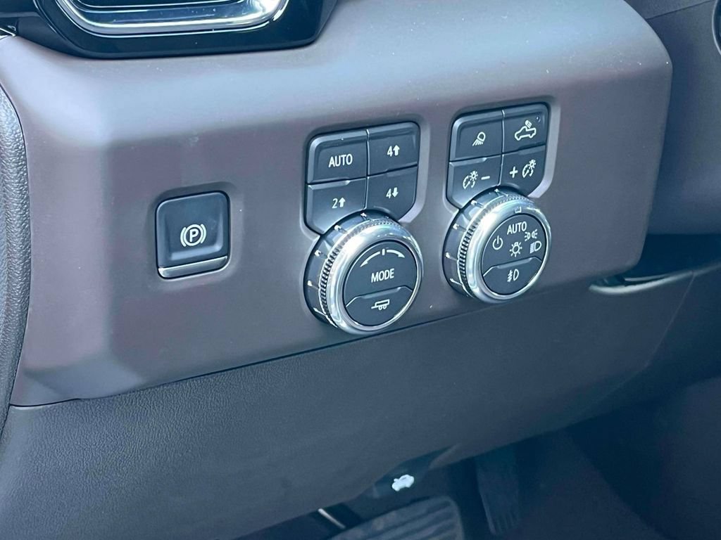 New 2026 GMC Sierra 1500 Denali w/ Denali Reserve Package AWD/4WD image 24