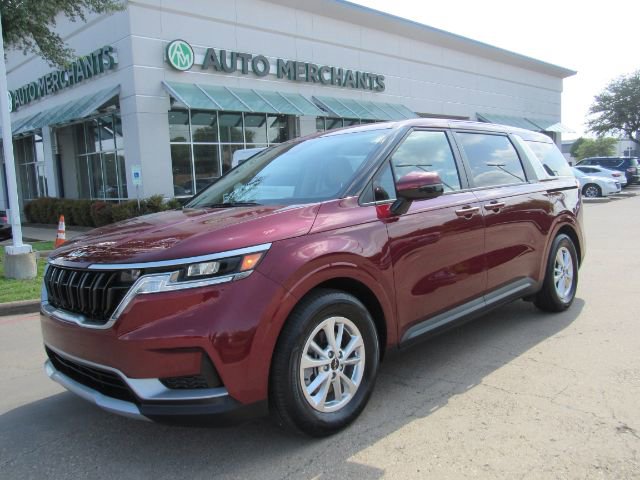 Used 2023 Kia Carnival LX image 1