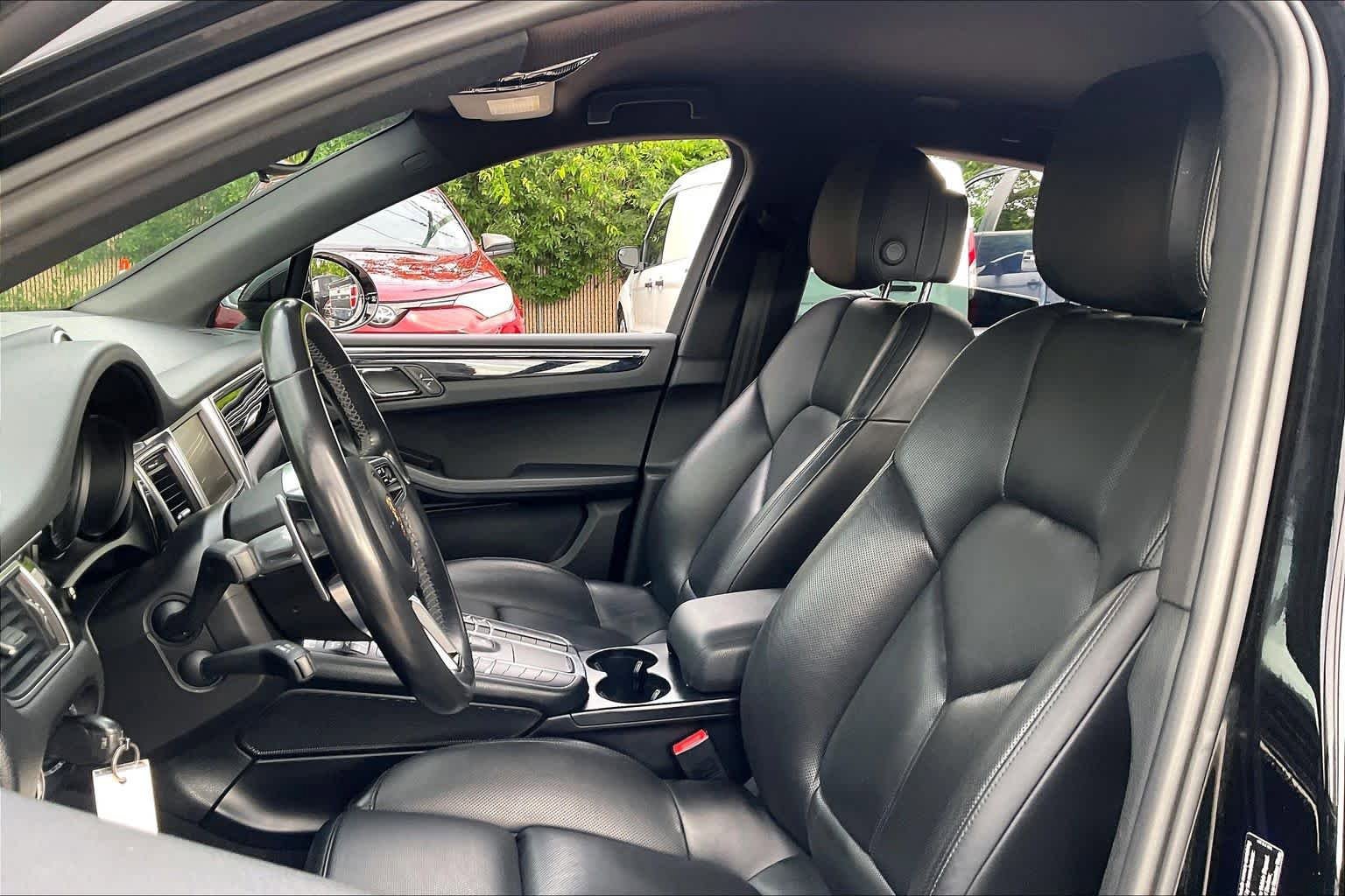 Used 2015 Porsche Macan S AWD/4WD image 6