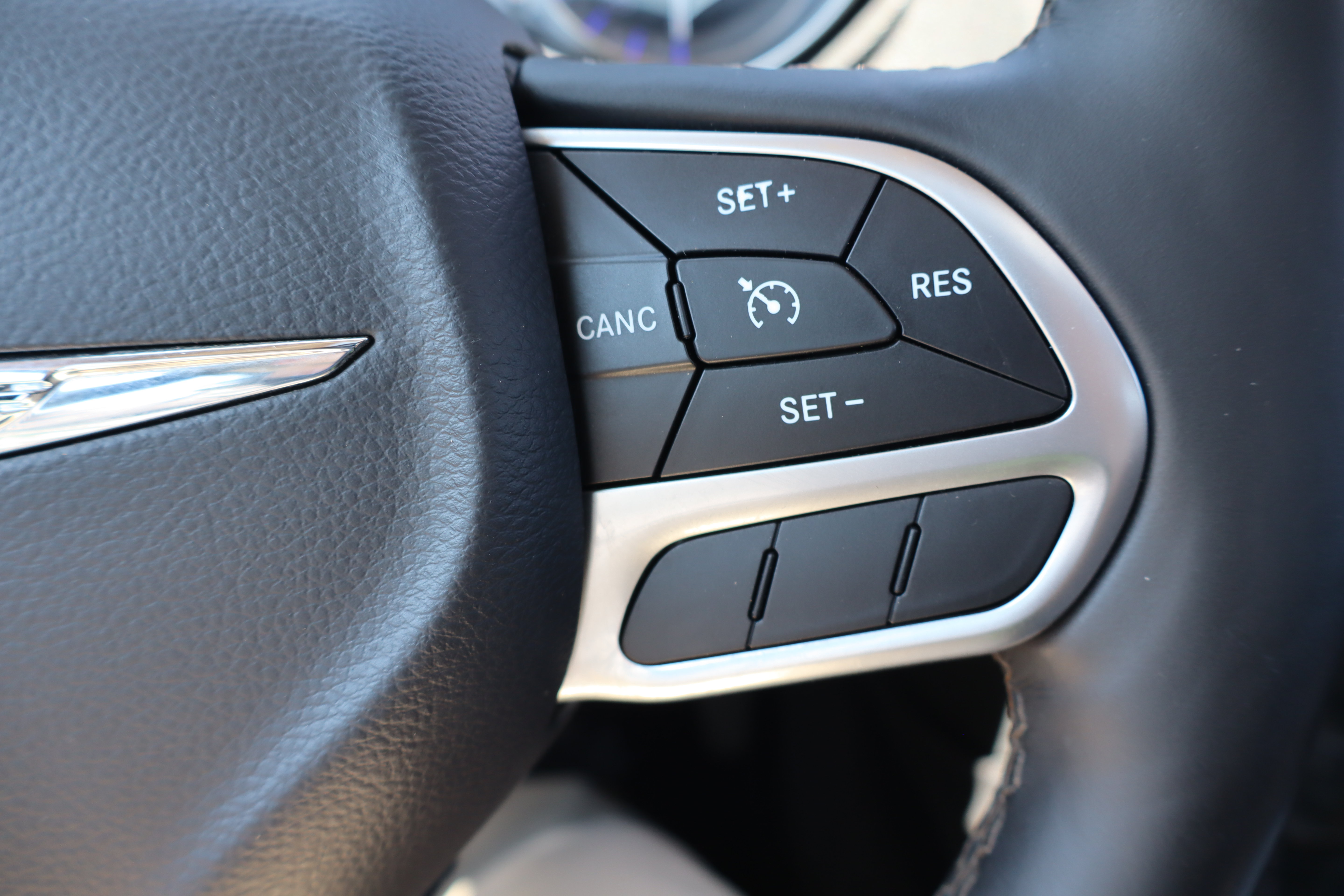 Used 2017 Chrysler 300 C AWD/4WD image 16