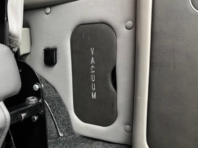 Used 2022 Chevrolet Express 2500 Extended w/ Enhanced Convenience Package RWD image 12