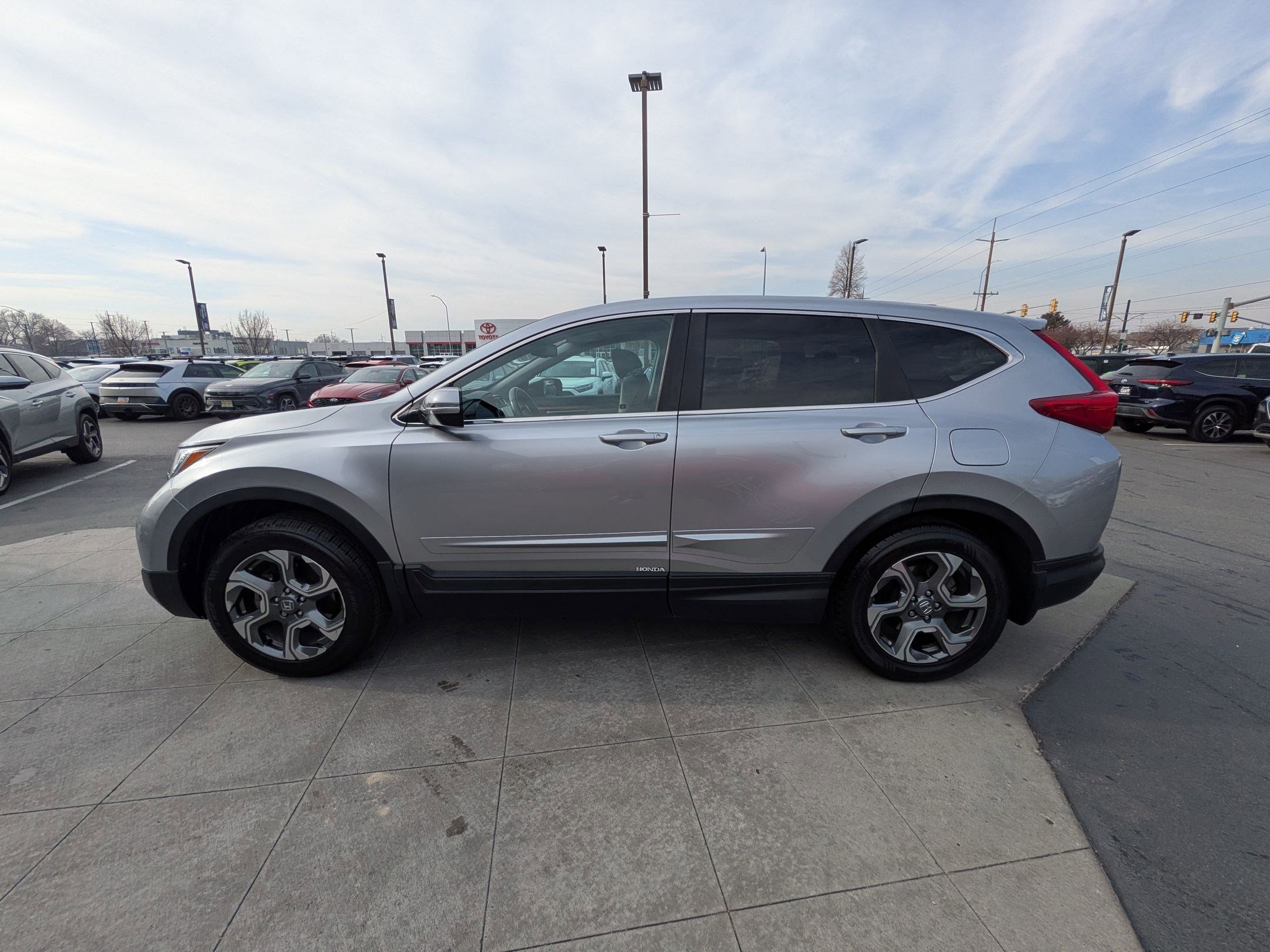 Used 2017 Honda CR-V EX-L image 7