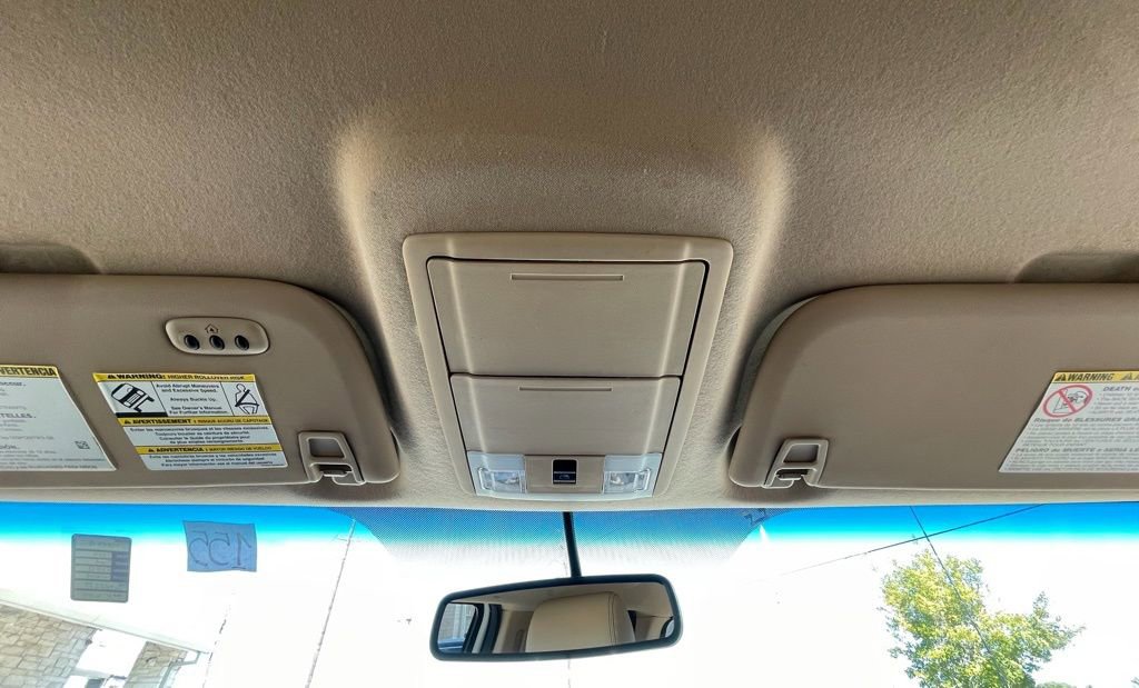 Used 2016 Ford F250 Lariat w/ Chrome Package image 22