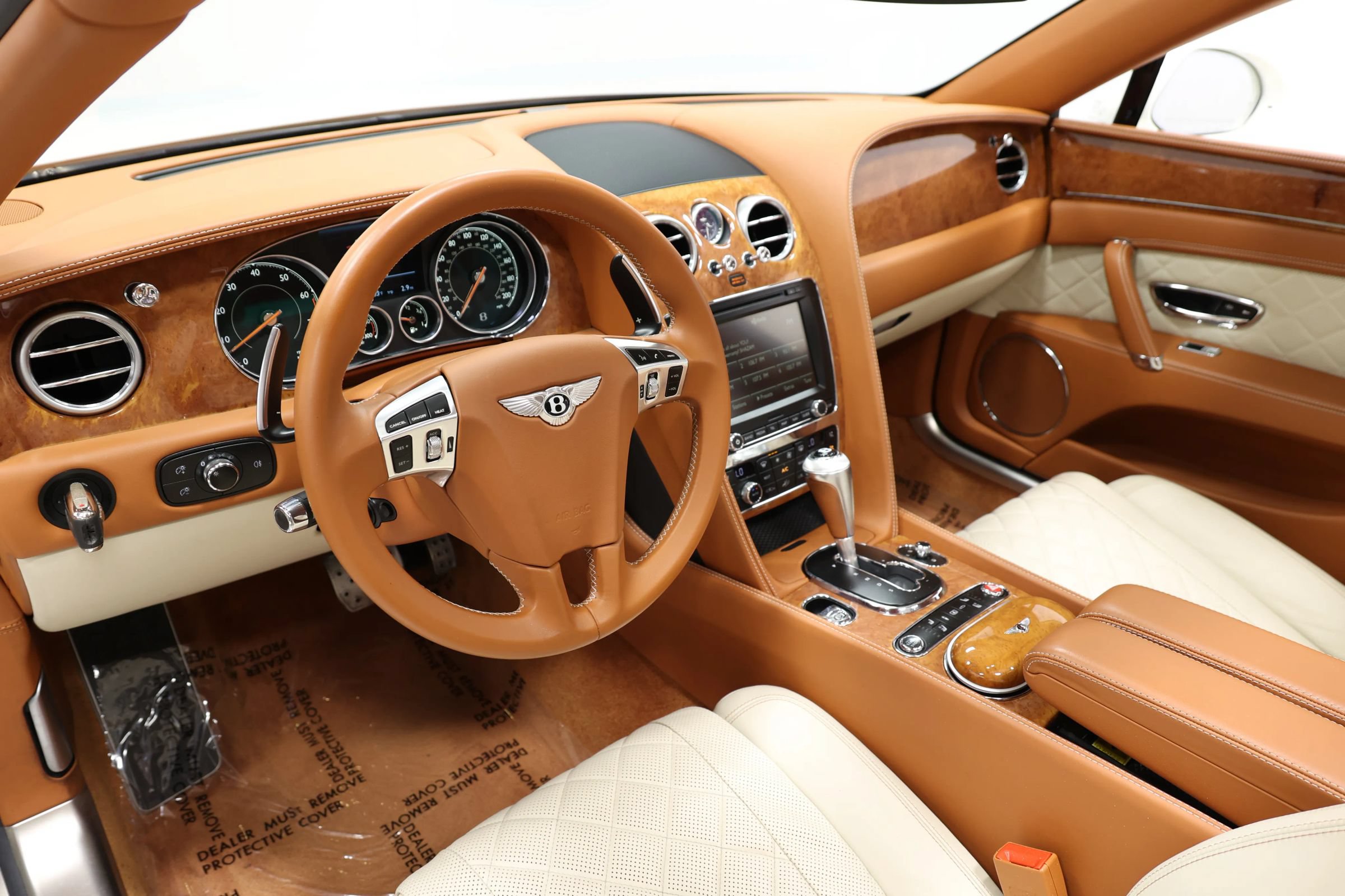 Used 2018 Bentley Flying Spur V8 AWD/4WD image 2