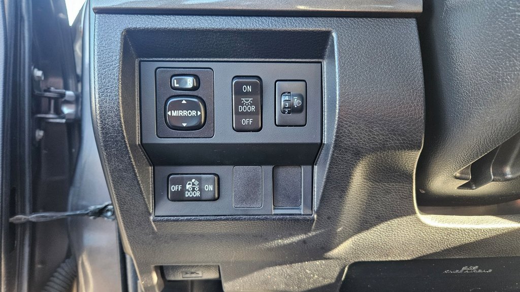 Used 2014 Toyota Tundra SR5 image 19
