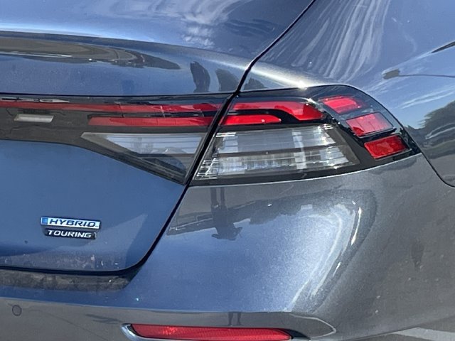 Used 2025 Honda Accord Touring image 6