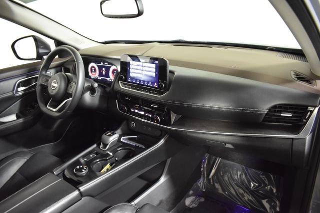 Certified 2023 Nissan Rogue Platinum w/ Platinum Premium Package AWD/4WD image 37