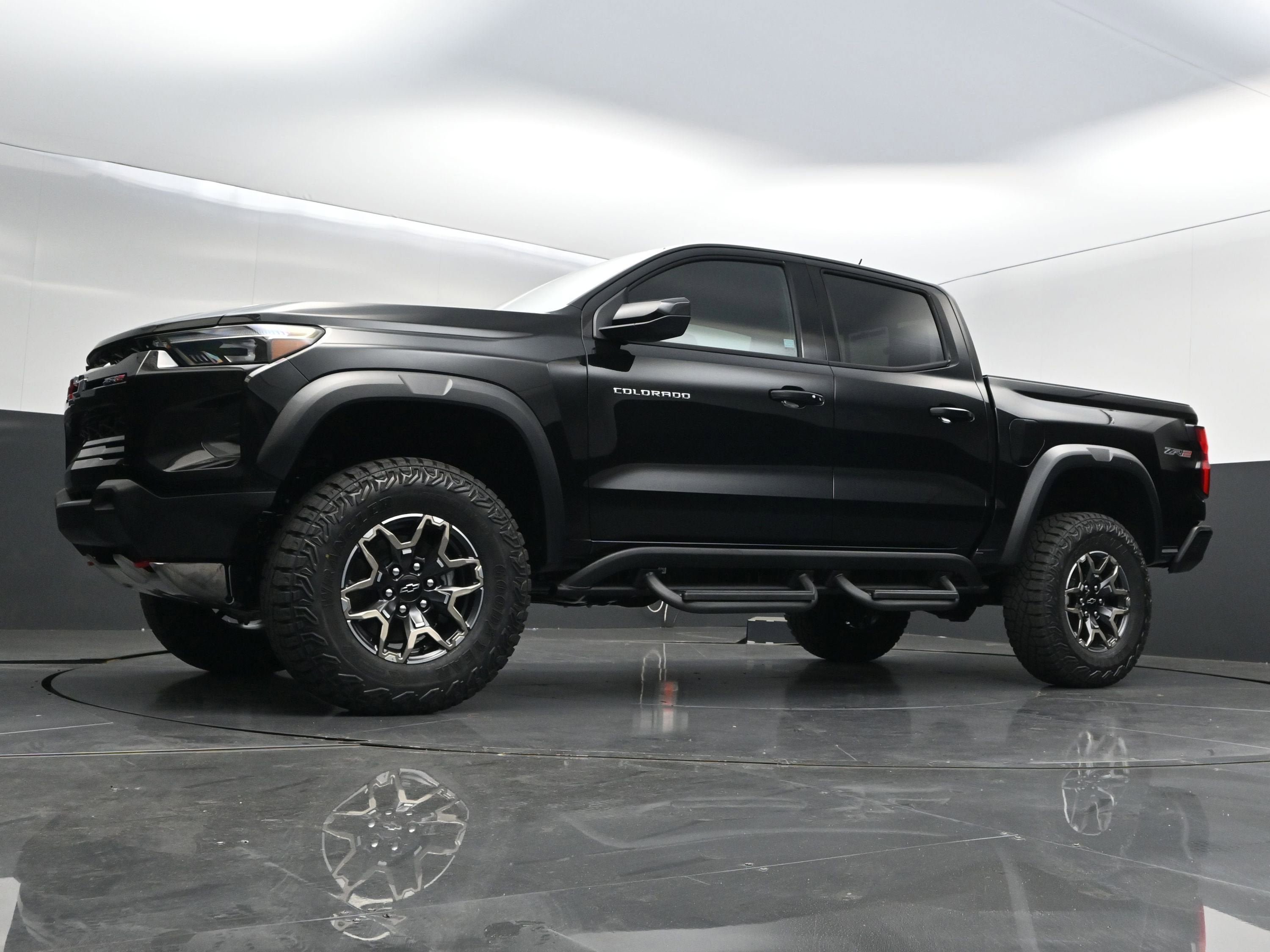 New 2026 Chevrolet Colorado ZR2 AWD/4WD image 40