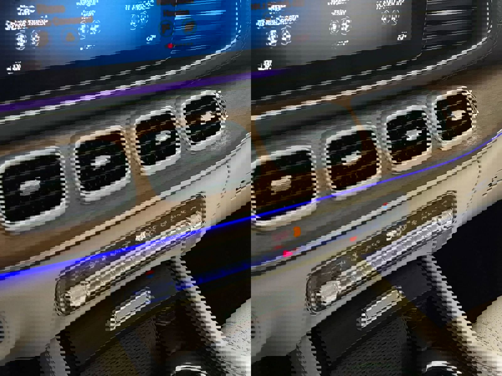 Used 2021 Mercedes-Benz GLS 450 4MATIC image 35