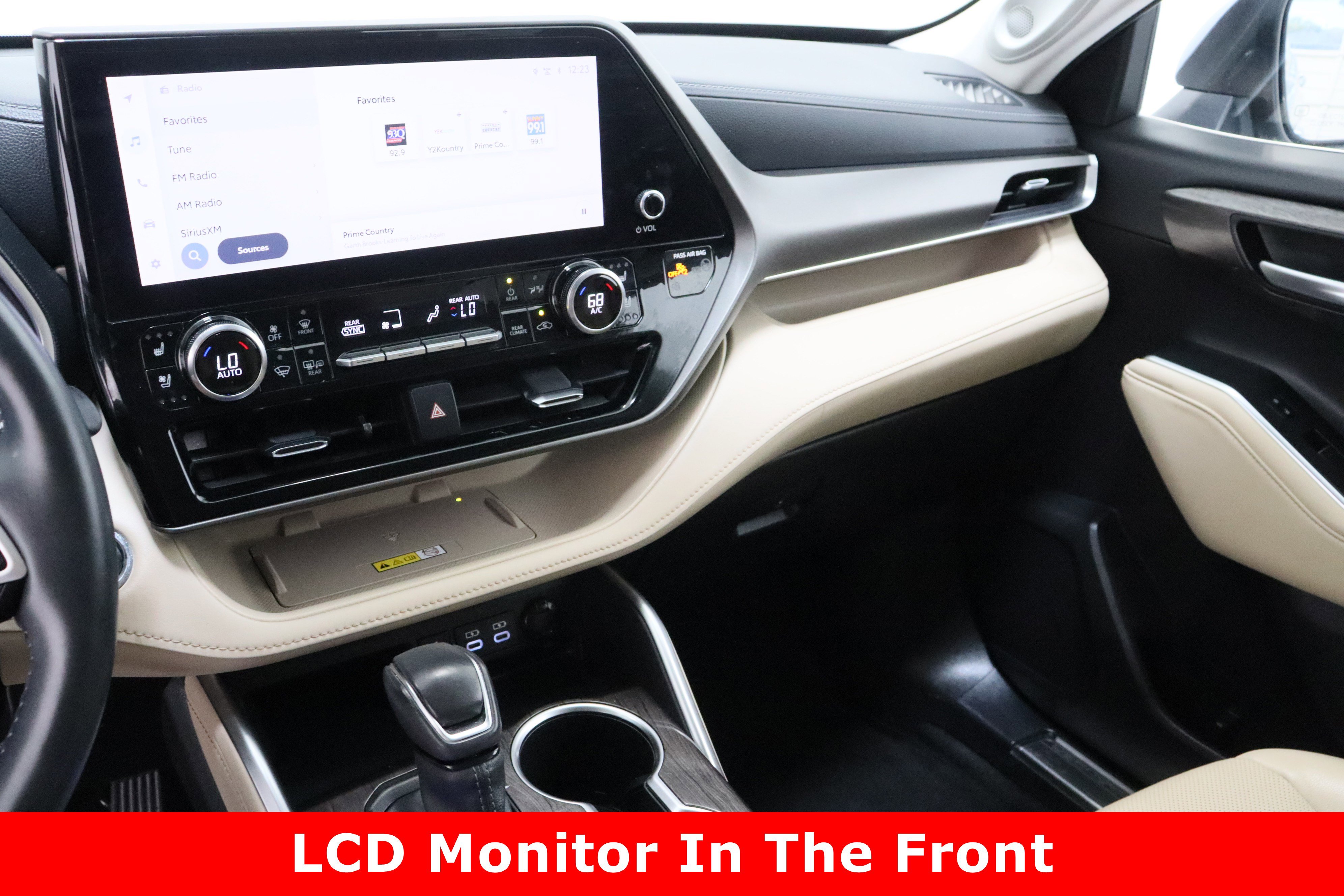 Used 2023 Toyota Highlander Limited image 16