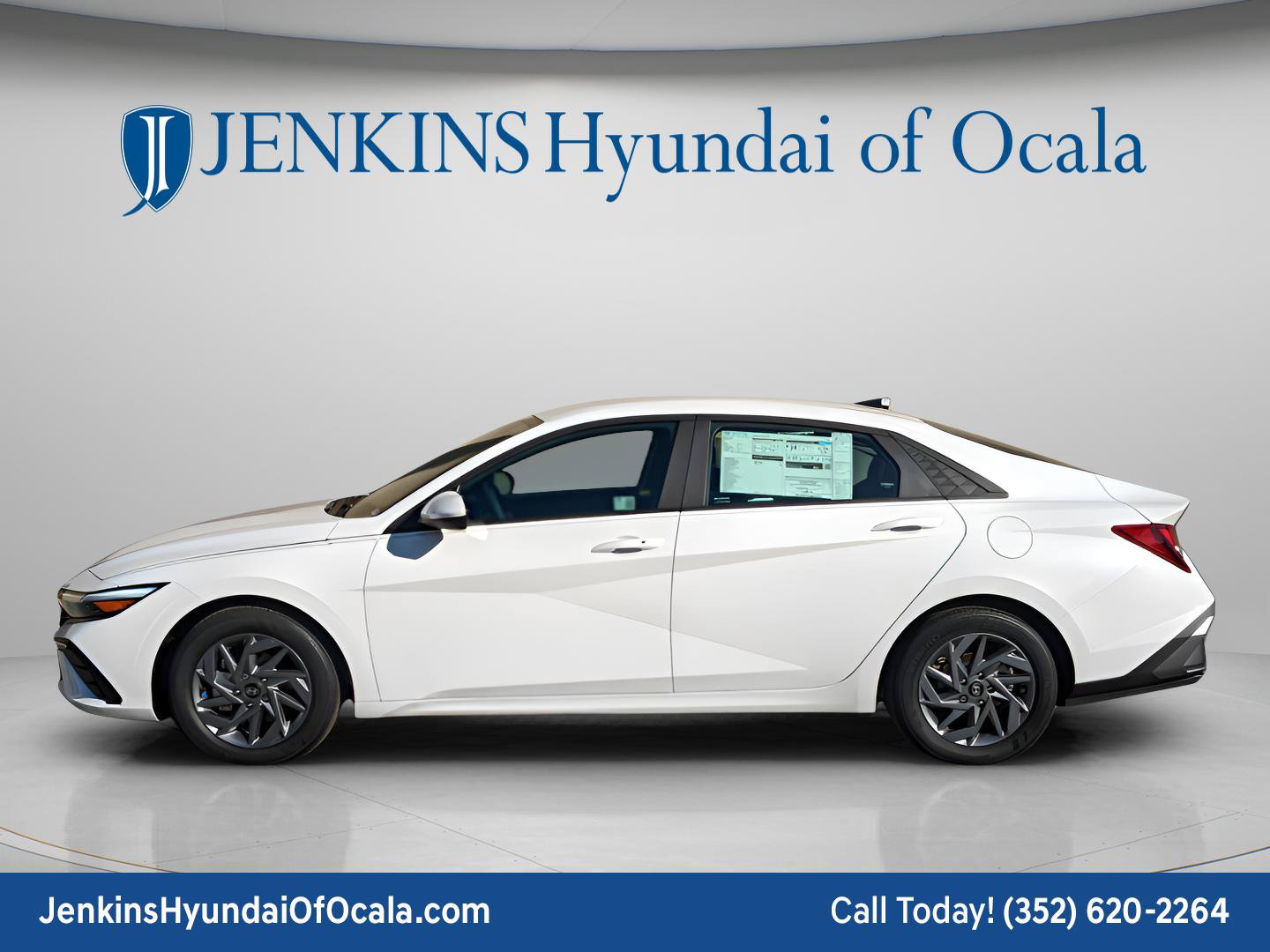 New 2026 Hyundai Elantra Sport FWD image 9