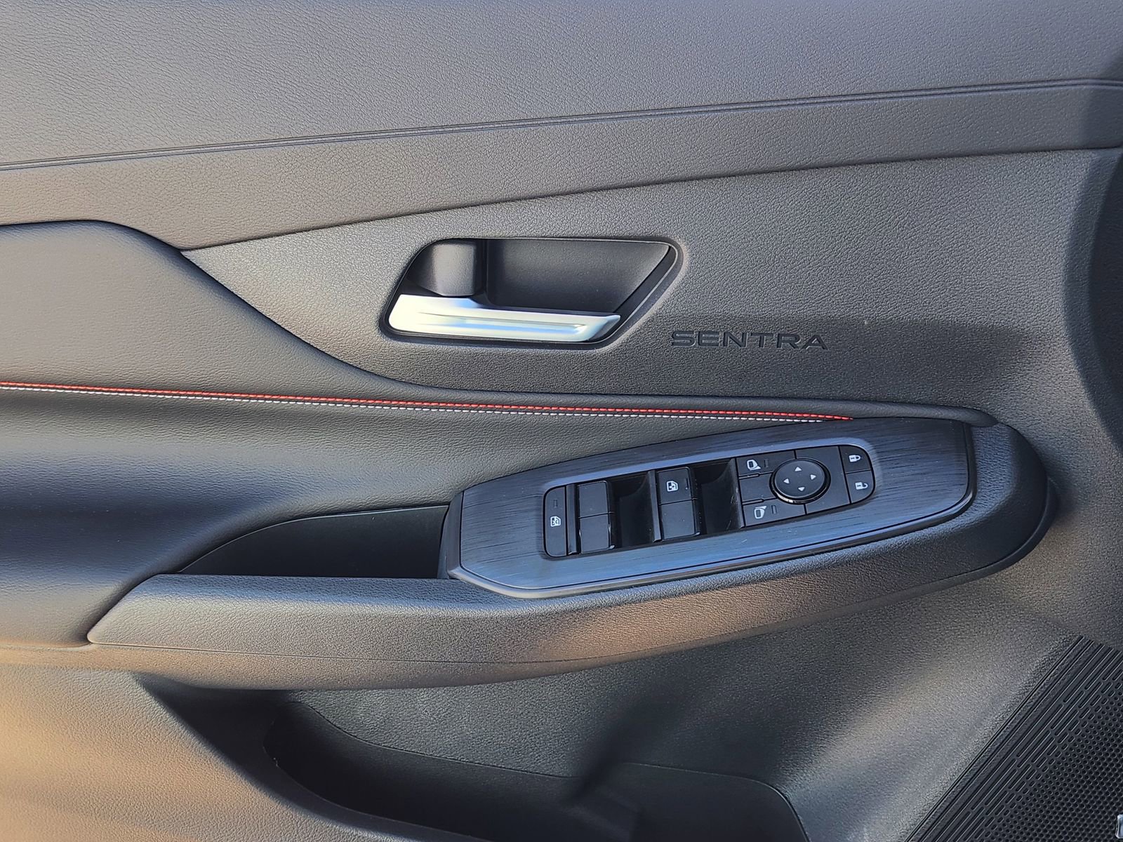 New 2026 Nissan Sentra SR w/ SR Premium Package FWD image 20