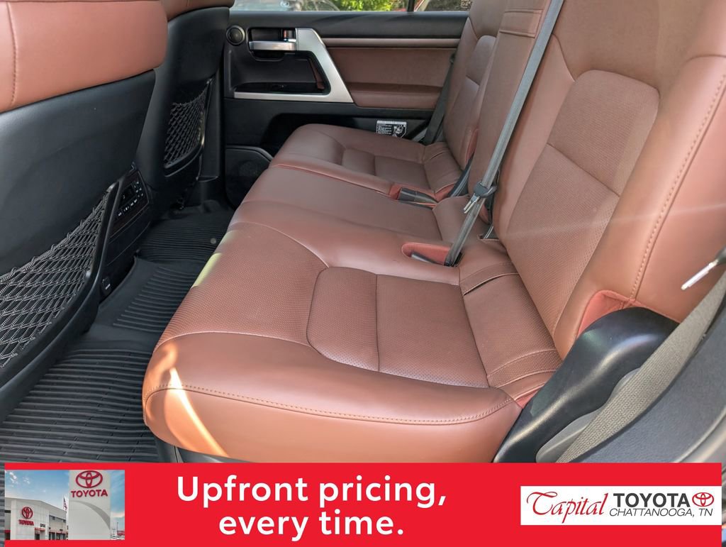 Used 2021 Toyota Land Cruiser image 9