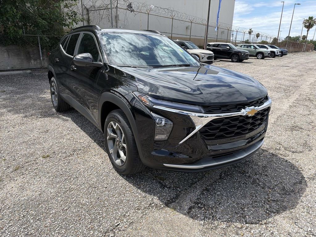 New 2026 Chevrolet Trax LT w/ LT Convenience Package