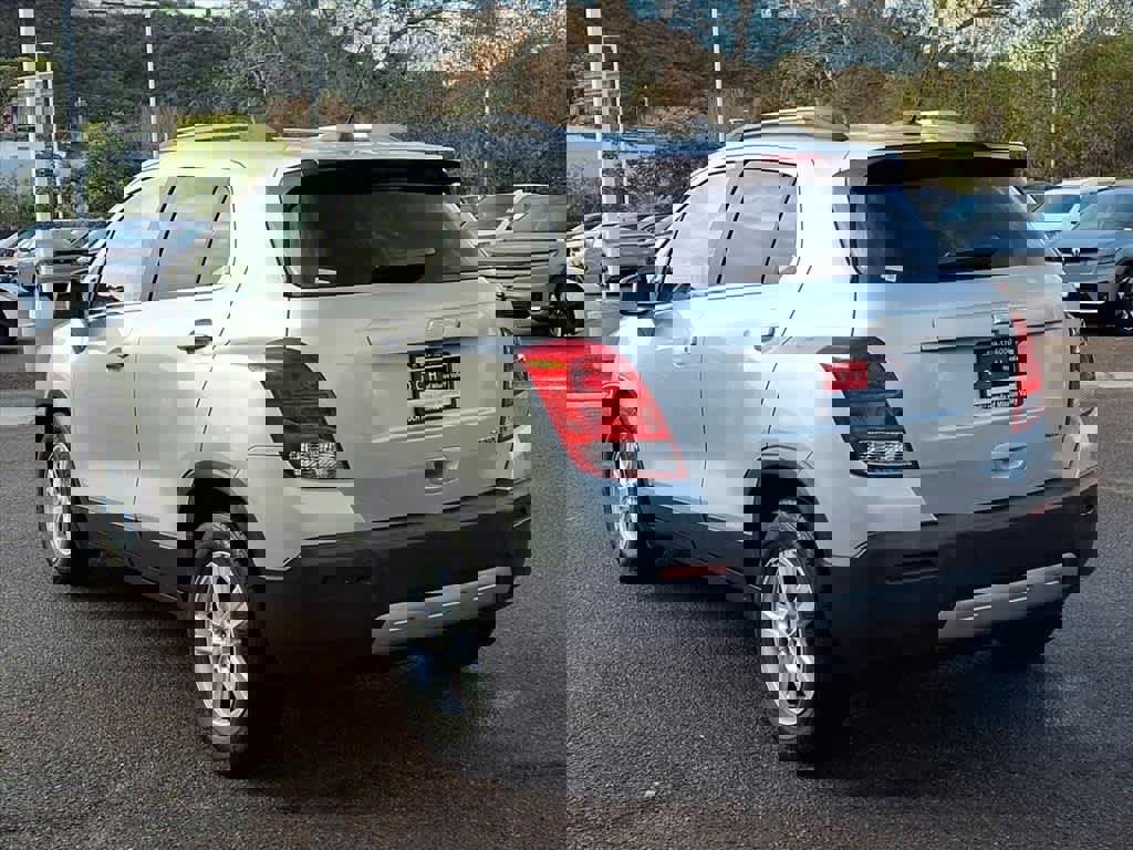 Used 2016 Chevrolet Trax LT image 7