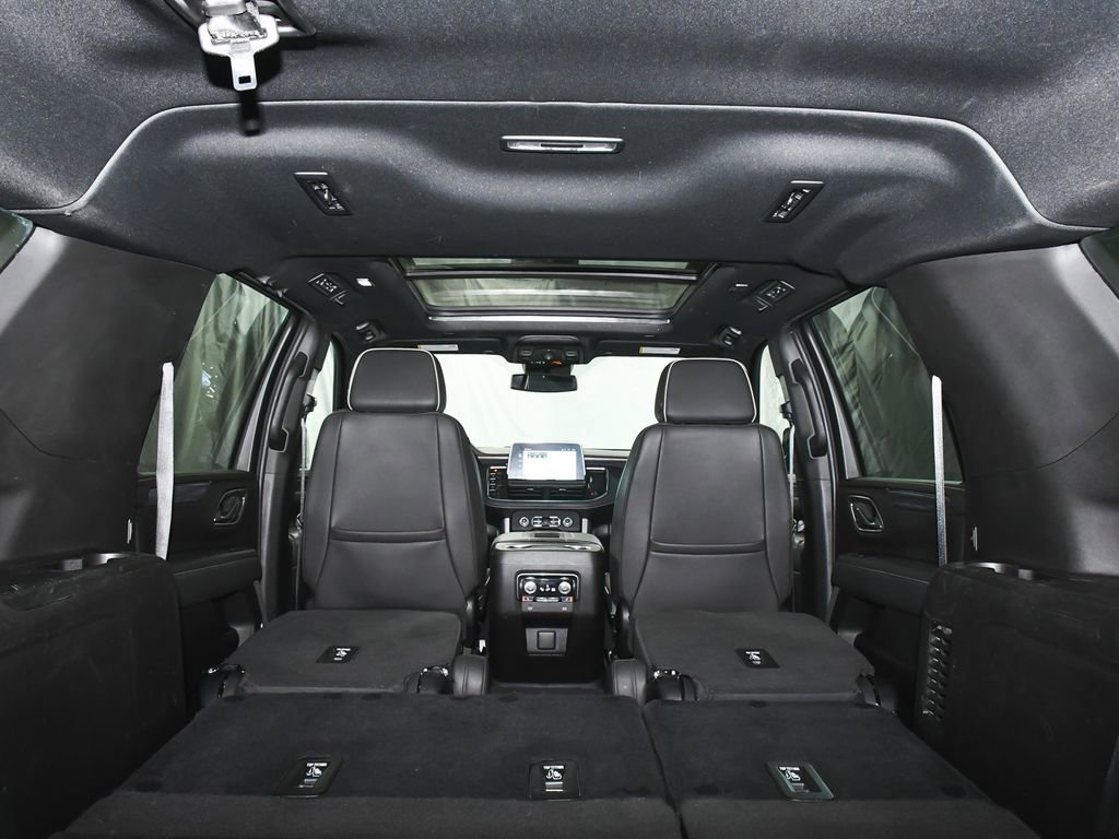 Used 2023 GMC Yukon XL SLT w/ SLT Premium Package image 64