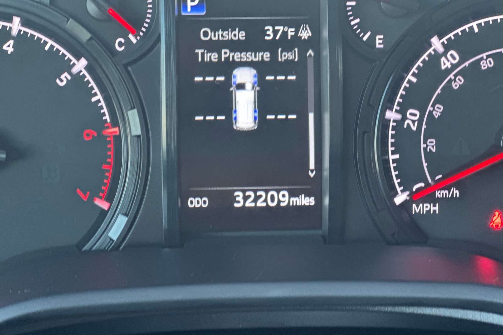 Used 2024 Toyota 4Runner SR5 image 27