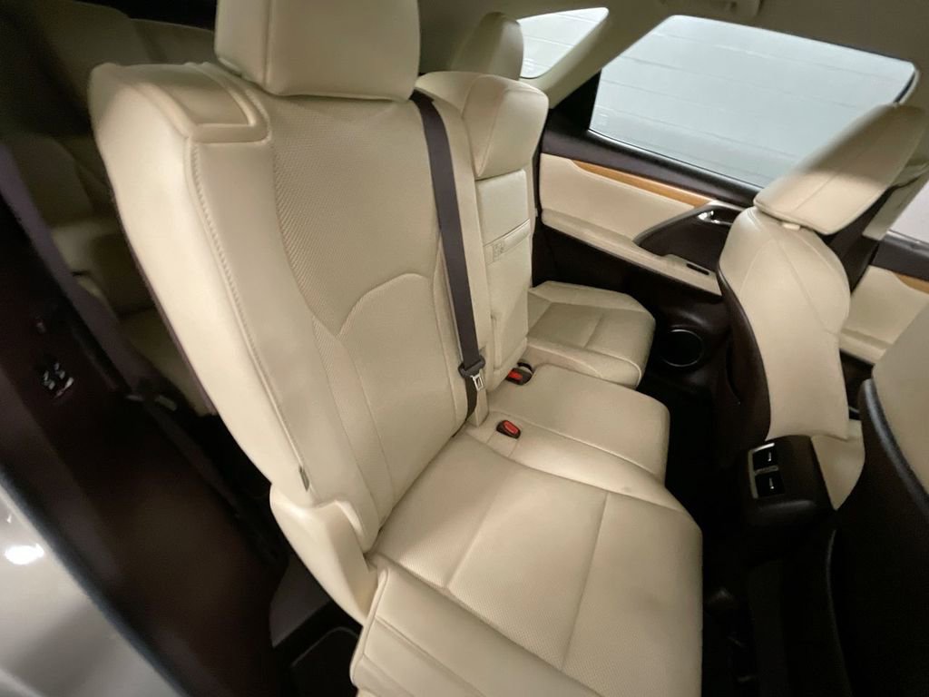 Used 2020 Lexus RX 350L FWD w/ Premium Package image 27