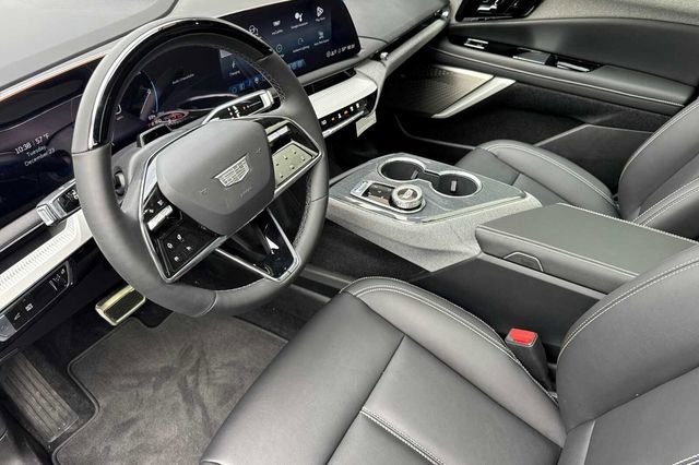 New 2026 Cadillac Optiq Luxury 1 image 10