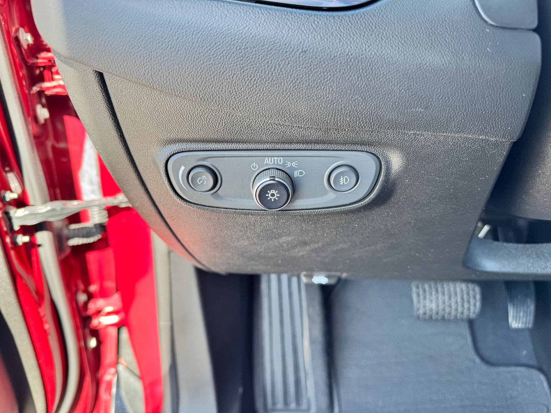 Used 2021 Chevrolet Equinox LT image 26