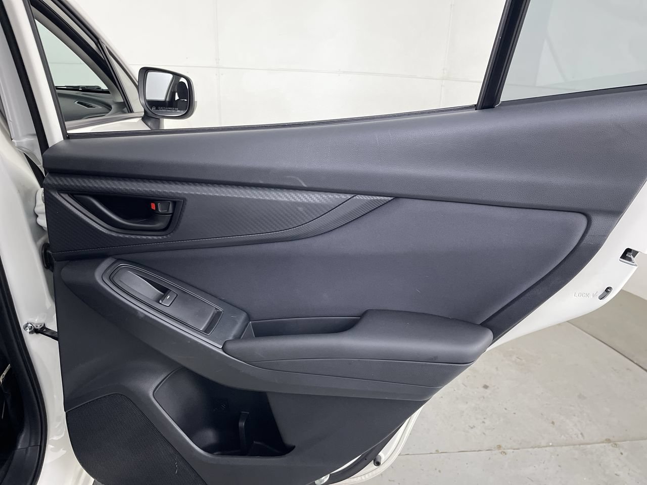 Used 2019 Subaru Crosstrek 2.0i Premium w/ Eyesight System AWD/4WD image 21