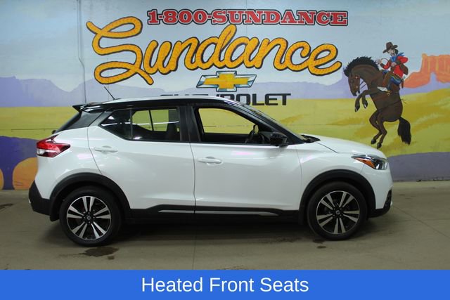Used 2020 Nissan Kicks SR w/ SR Premium Package image 1