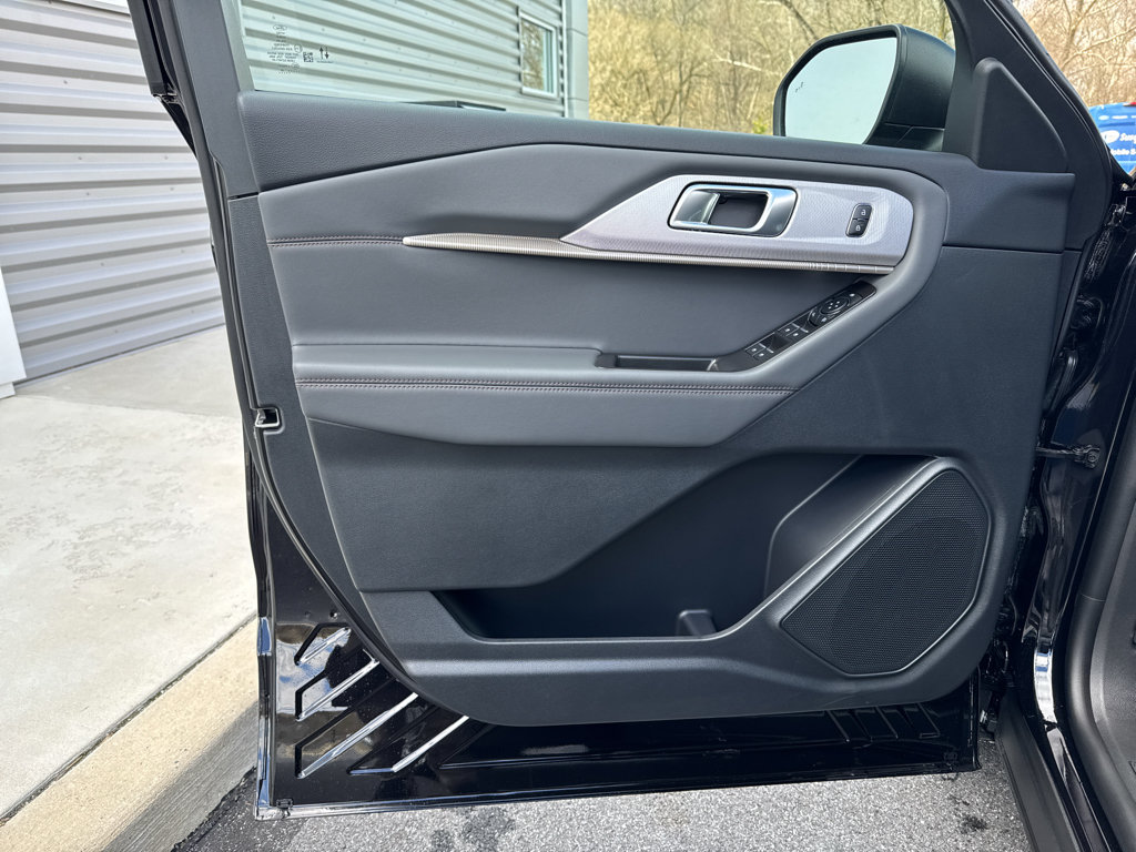 New 2026 Ford Explorer Active AWD/4WD image 24