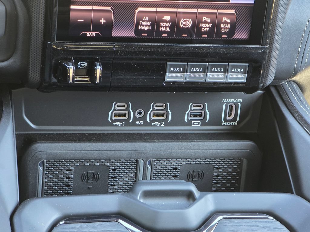 New 2026 RAM 2500 Limited AWD/4WD image 34