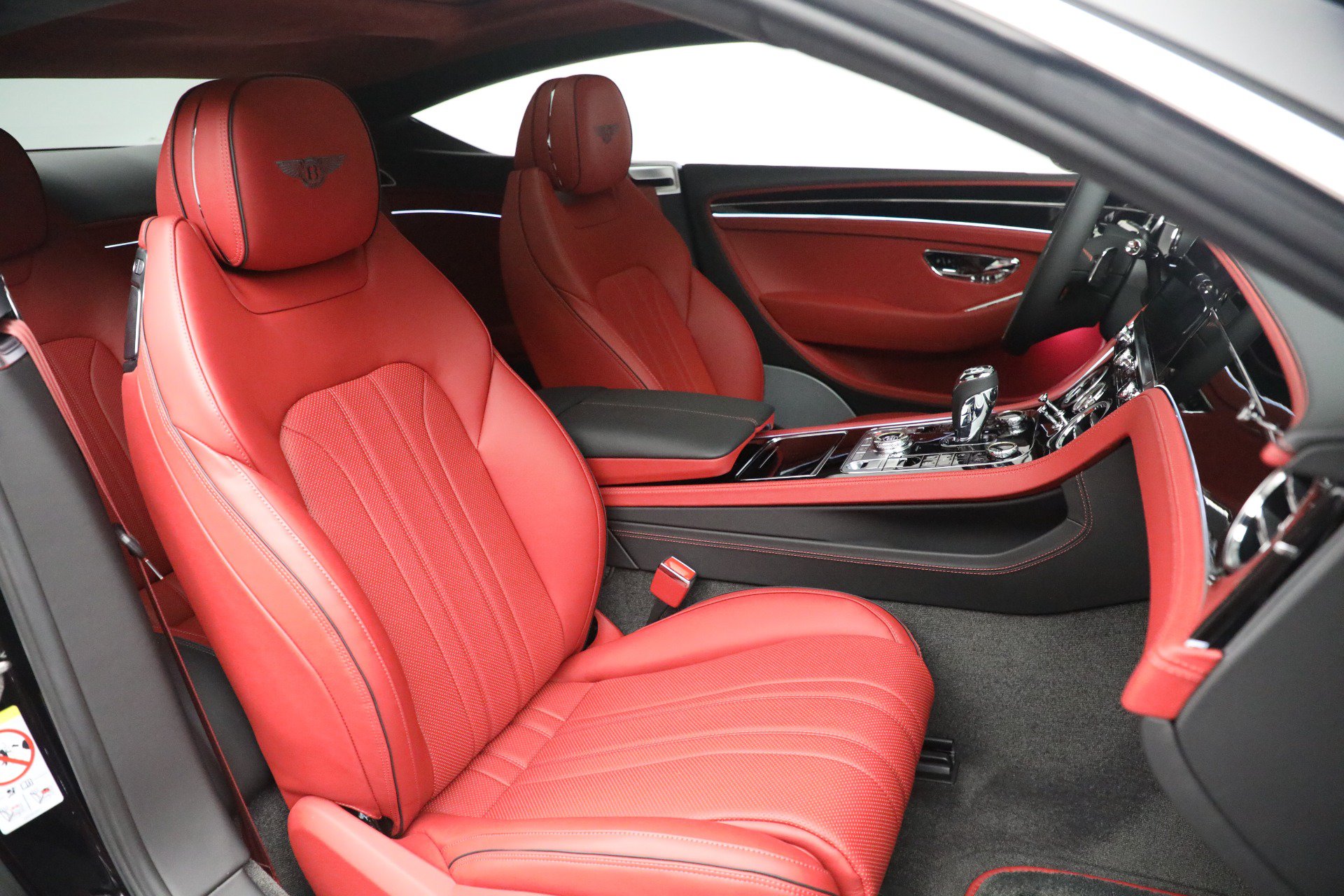 Certified 2023 Bentley Continental GT Mulliner AWD/4WD image 28