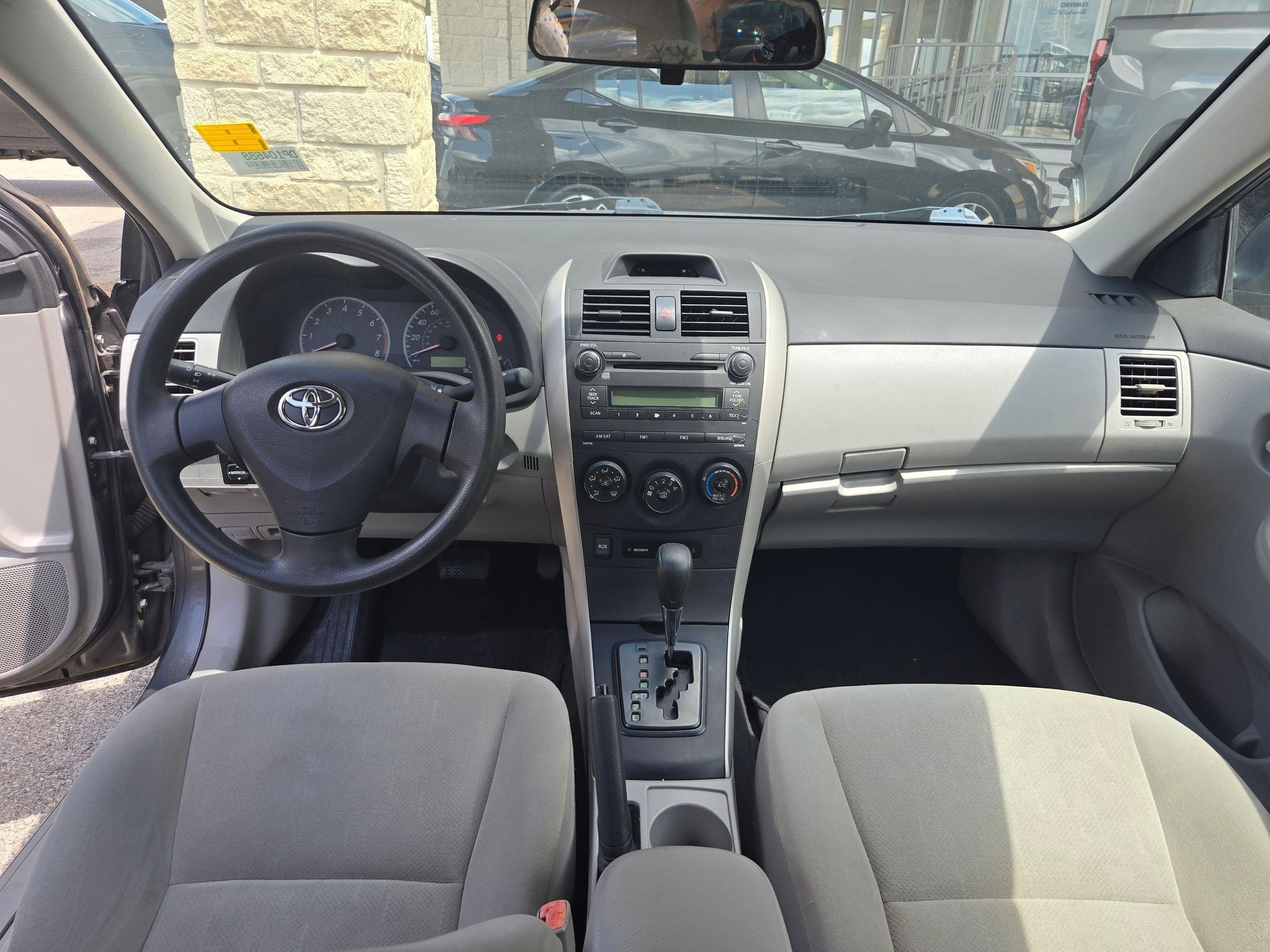 Used 2013 Toyota Corolla L FWD image 18