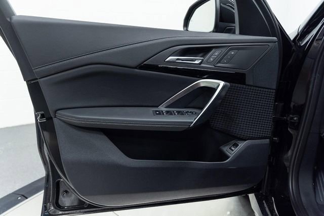 Used 2026 BMW X1 xDrive28i w/ Technology Package image 15