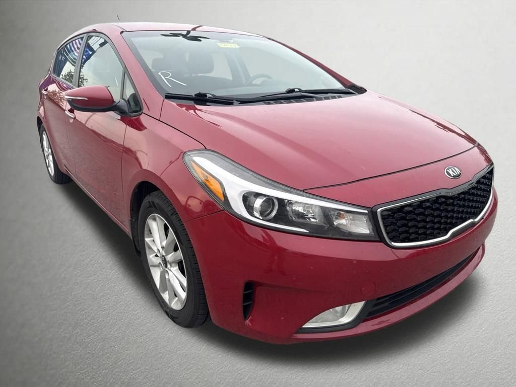 Used 2017 Kia Forte LX w/ Option Group 020 FWD image 1